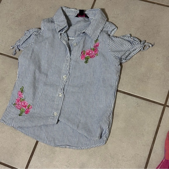 Cherokee, Crazy 8, Delia’s Kids Girls Blouses size M(7/8) - Picture 4 of 6